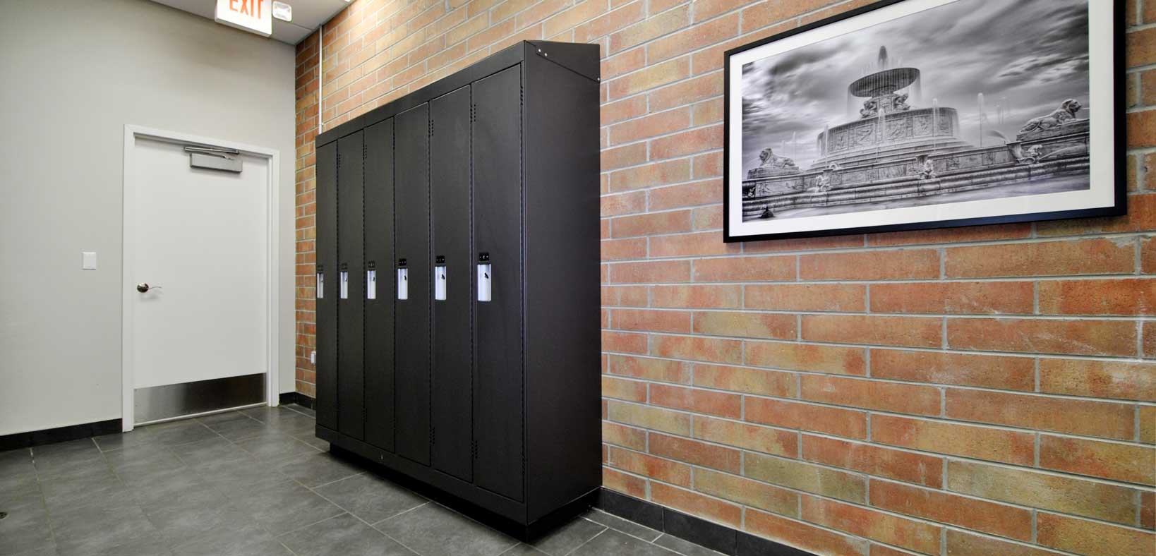 Waters Edge Clubhouse Lockers